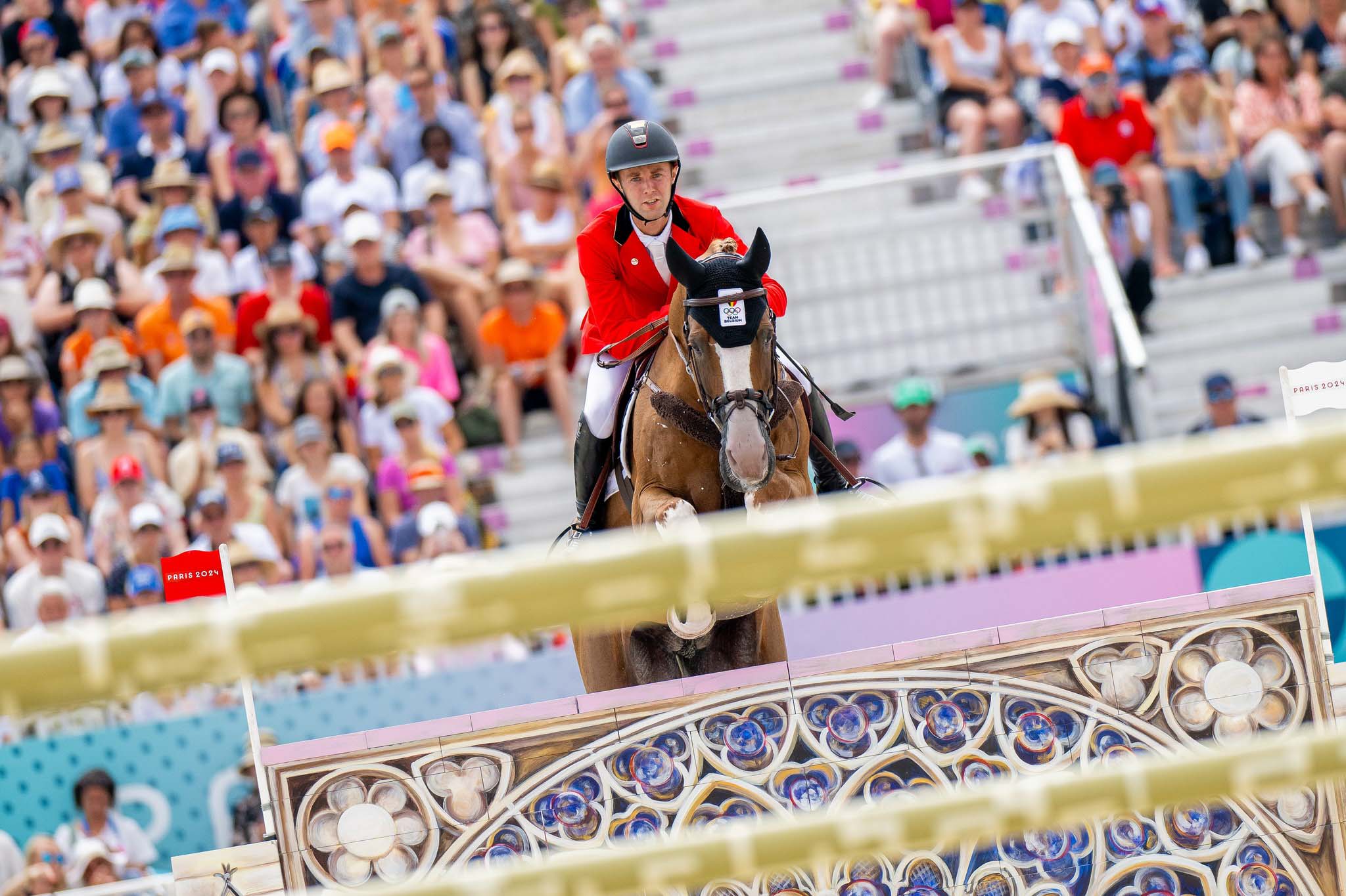 jumping Paris