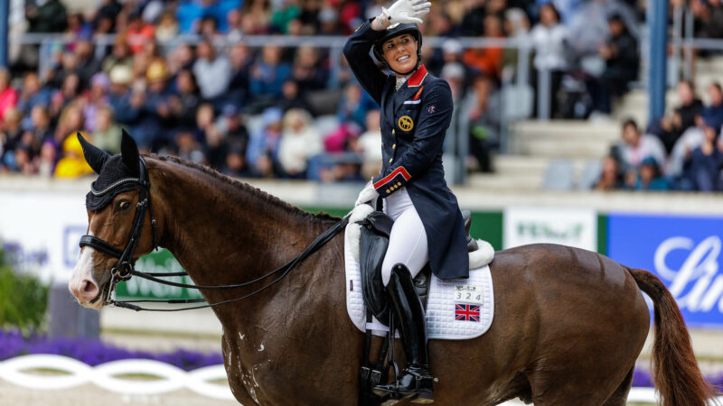 Charlotte Dujardin suspendue un an par la FEI